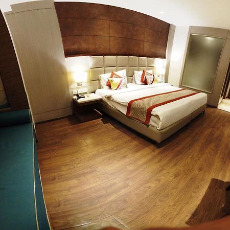 Lemonwood Suites By F9 Hotels - Trivoli Garden Chhatarpur New Delhi Exterior foto
