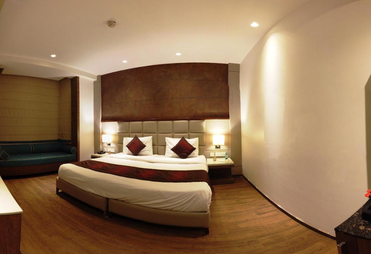 Lemonwood Suites By F9 Hotels - Trivoli Garden Chhatarpur New Delhi Exterior foto