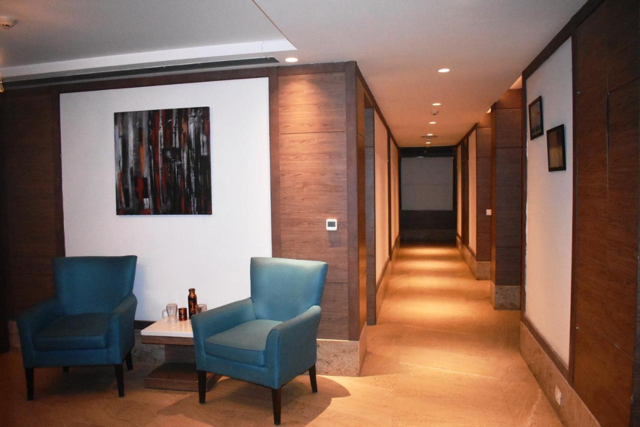 Lemonwood Suites By F9 Hotels - Trivoli Garden Chhatarpur New Delhi Exterior foto