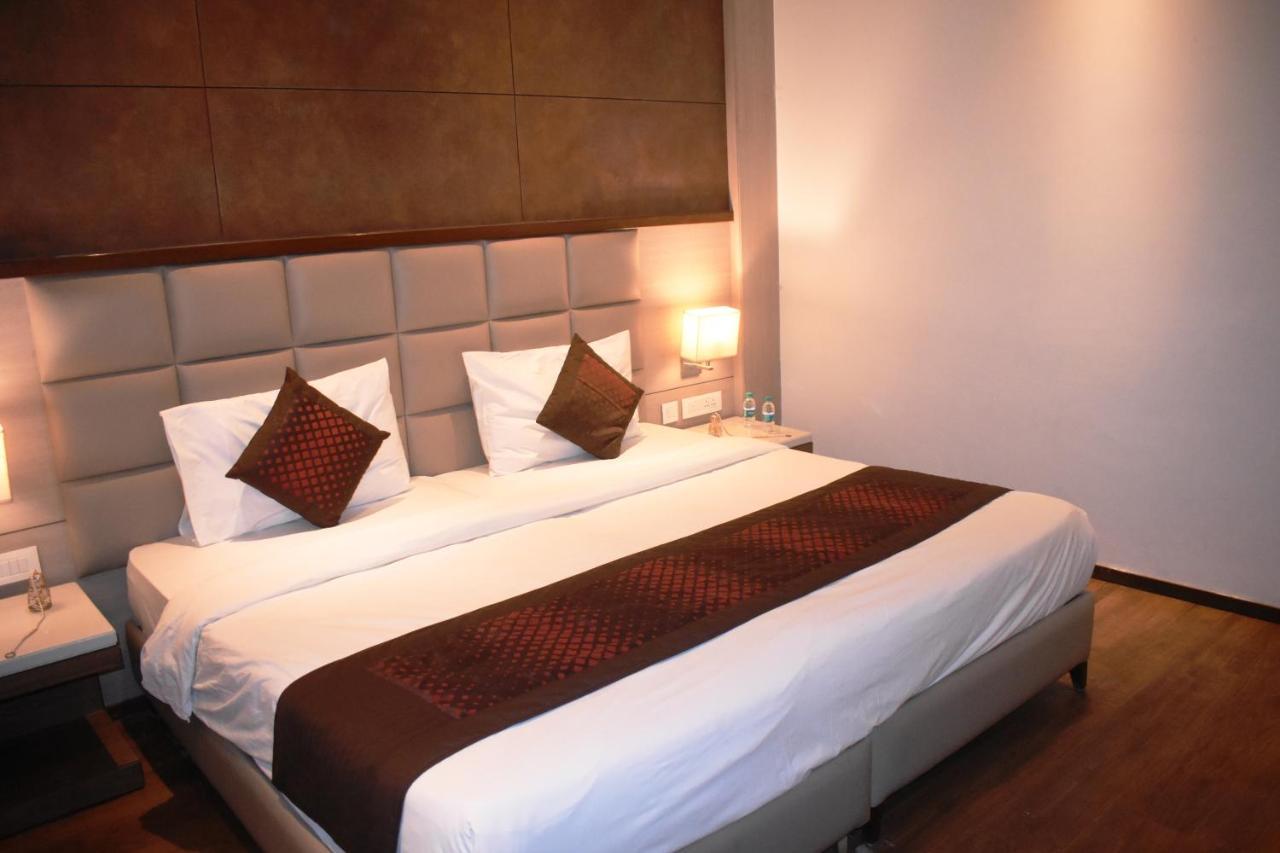 Lemonwood Suites By F9 Hotels - Trivoli Garden Chhatarpur New Delhi Exterior foto