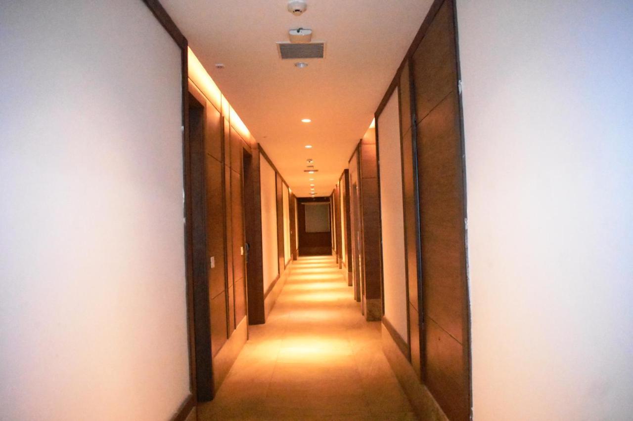 Lemonwood Suites By F9 Hotels - Trivoli Garden Chhatarpur New Delhi Exterior foto