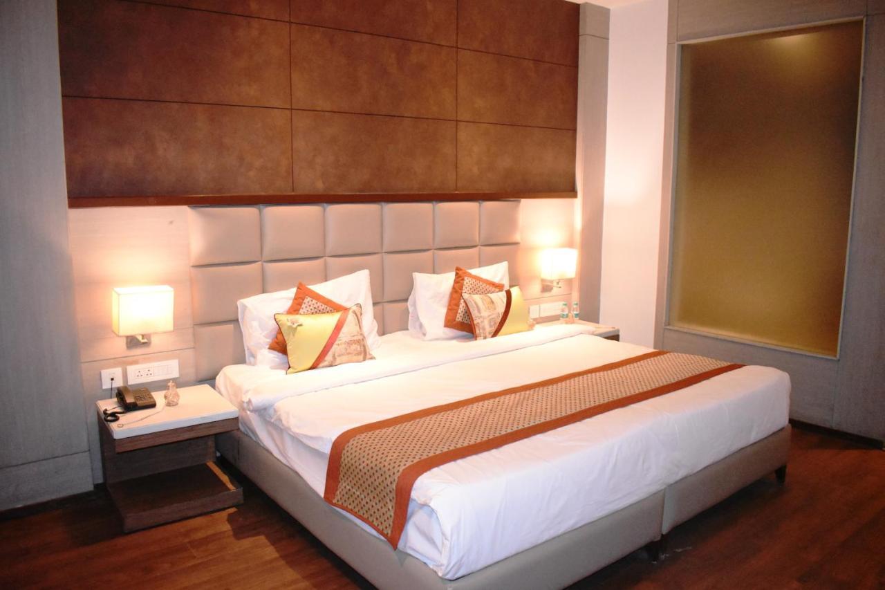 Lemonwood Suites By F9 Hotels - Trivoli Garden Chhatarpur New Delhi Exterior foto