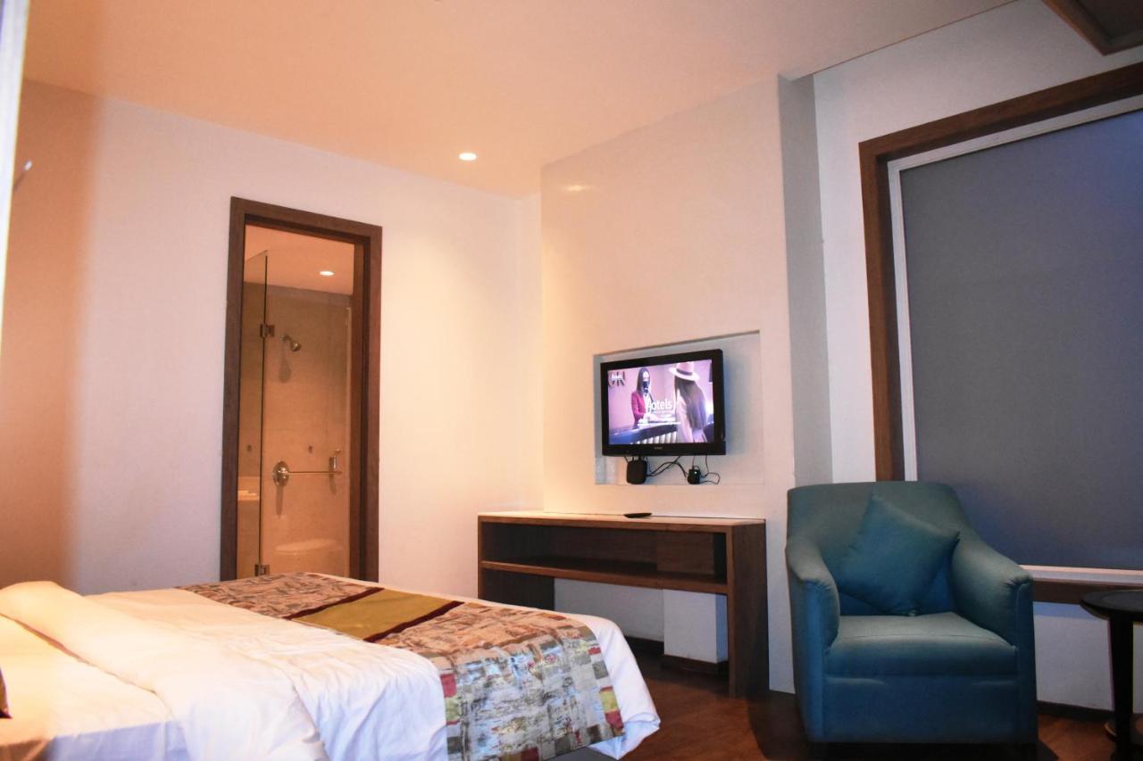 Lemonwood Suites By F9 Hotels - Trivoli Garden Chhatarpur New Delhi Exterior foto