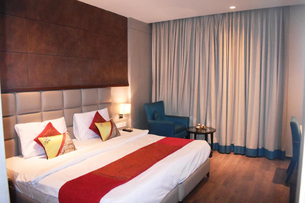 Lemonwood Suites By F9 Hotels - Trivoli Garden Chhatarpur New Delhi Exterior foto