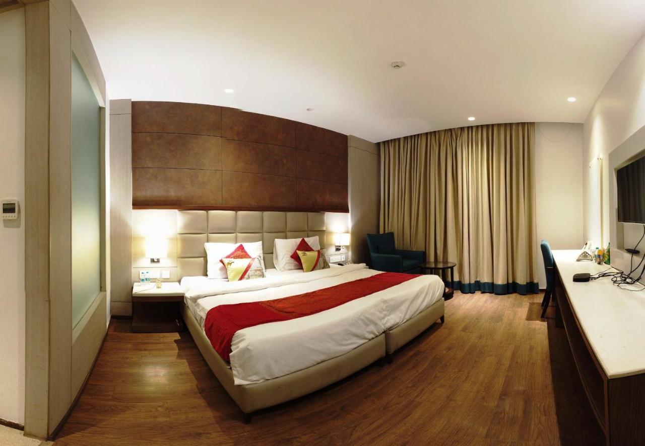 Lemonwood Suites By F9 Hotels - Trivoli Garden Chhatarpur New Delhi Exterior foto