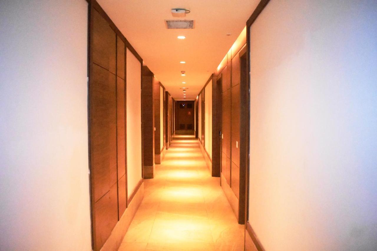 Lemonwood Suites By F9 Hotels - Trivoli Garden Chhatarpur New Delhi Exterior foto