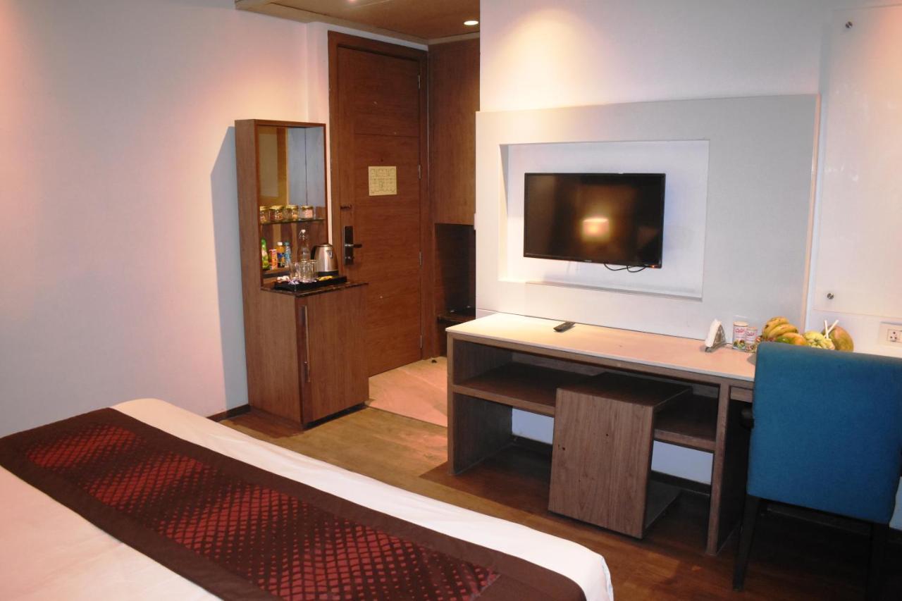 Lemonwood Suites By F9 Hotels - Trivoli Garden Chhatarpur New Delhi Exterior foto