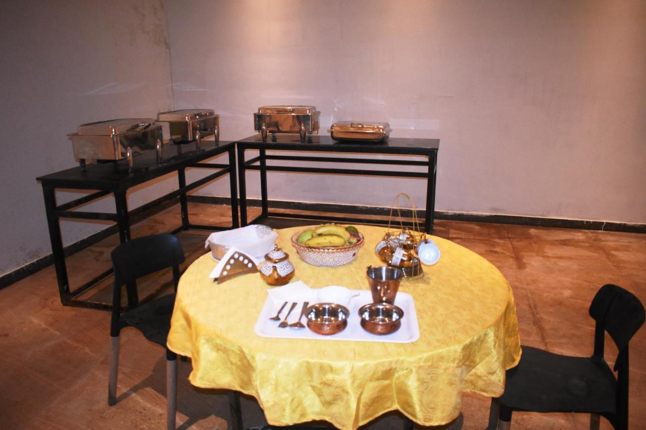 Lemonwood Suites By F9 Hotels - Trivoli Garden Chhatarpur New Delhi Exterior foto