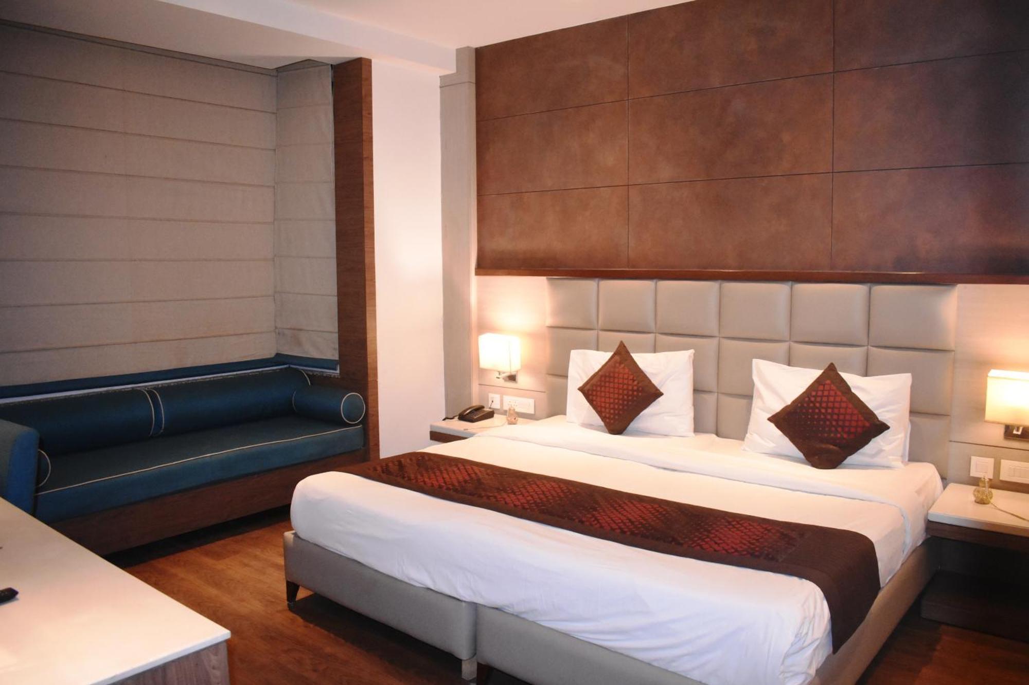 Lemonwood Suites By F9 Hotels - Trivoli Garden Chhatarpur New Delhi Exterior foto